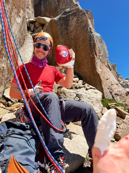 For fÞrste gang pÄ turen skulle vi frem med fÞrstehjelpsskrinet.