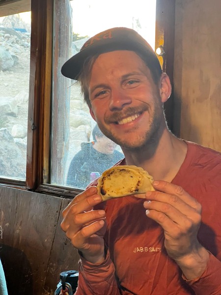 Julemiddagen inkluderte en argentinsk klassiker - empanadas.